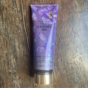VICTORIA'S SECRET GLITTERING IRIS BODY LOTION 8 FL OZ